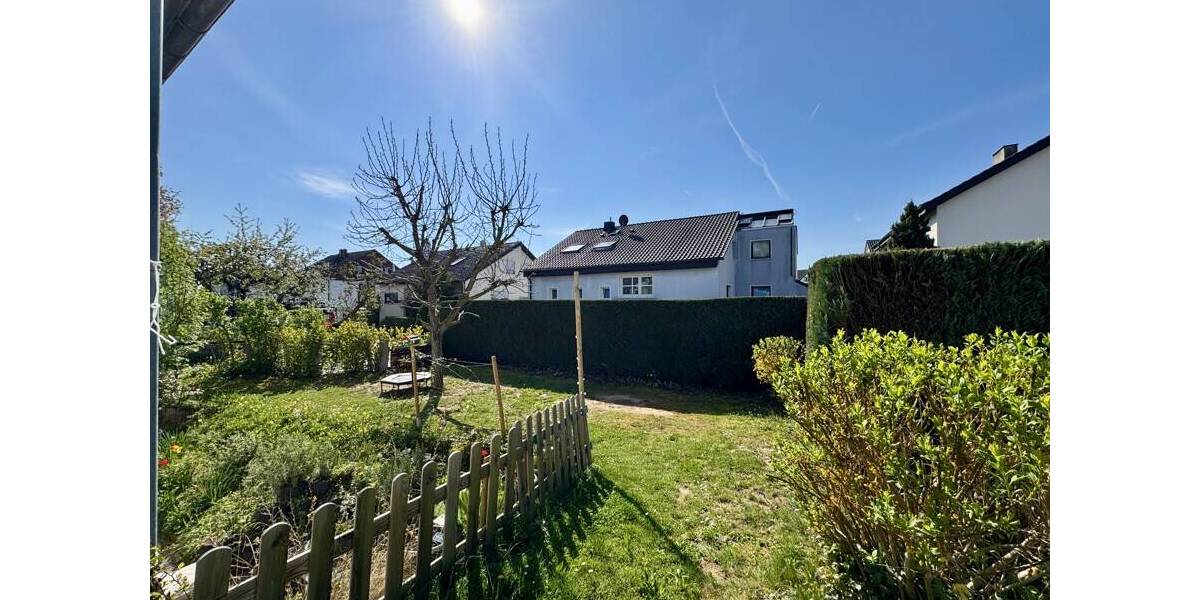 Mehrfamilienhaus, Wohnhaus Sachsenheim / Kleinsachsenheim Kleinsachsenheim - 8 Zimmer, 220 m&sup2;, 649.000&euro; | Angebot:26751921