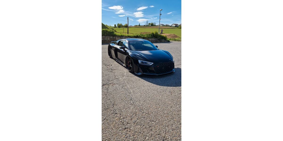 Audi R8 33.000 km 135.000 &euro; Sinsheim 74889