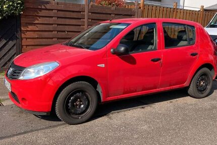 Dacia Sandero 82.263 km 1.990 &euro; Leimen 69181