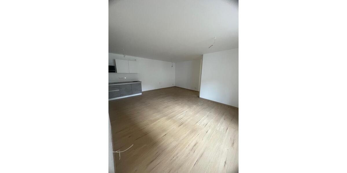 Etagenwohnung Mosbach - 2 Zimmer, 60 m&sup2;, 900&euro; | Angebot:24801948