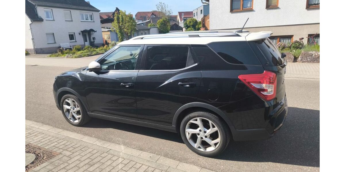 SsangYong Tivoli 59.100 km 12.200 &euro; Sinsheim 74889