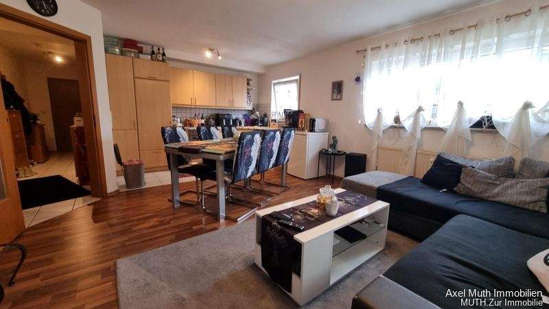 Etagenwohnung Sulzfeld - 3 Zimmer, 64 m&sup2;, 129.000&euro; | Angebot:25768119