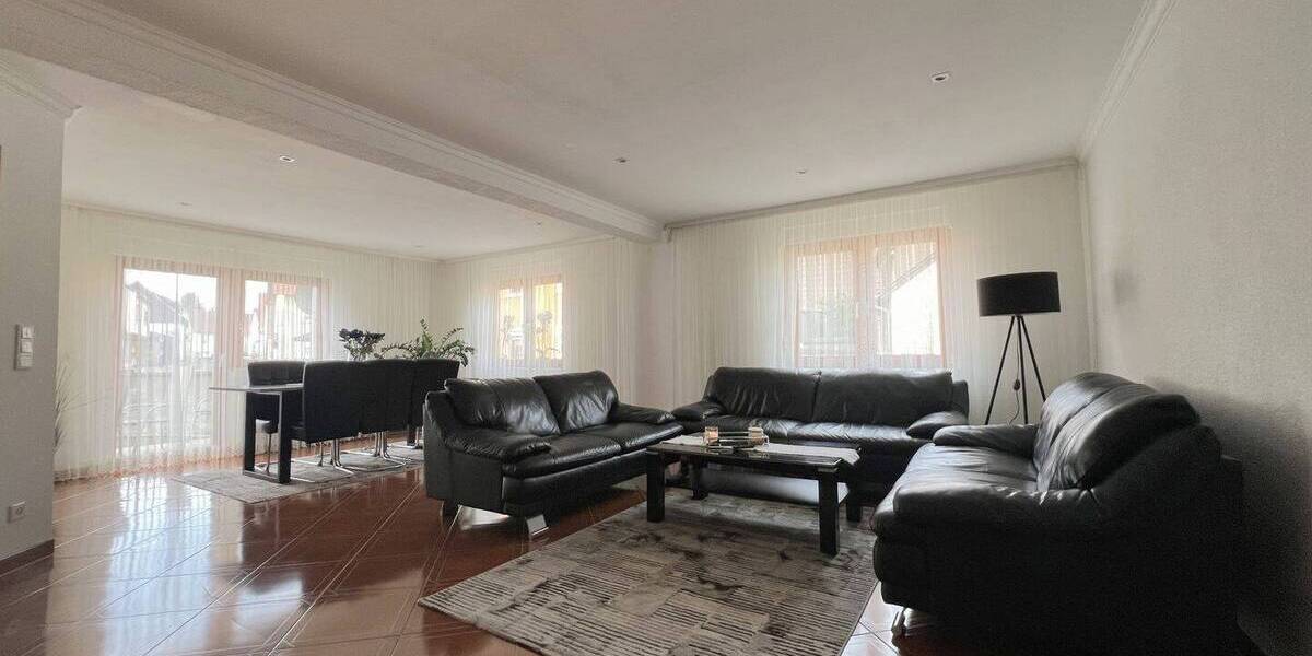 Einfamilienhaus Bruchsal Helmsheim - 7 Zimmer, 153 m&sup2;, 599.000&euro; | Angebot:25745787