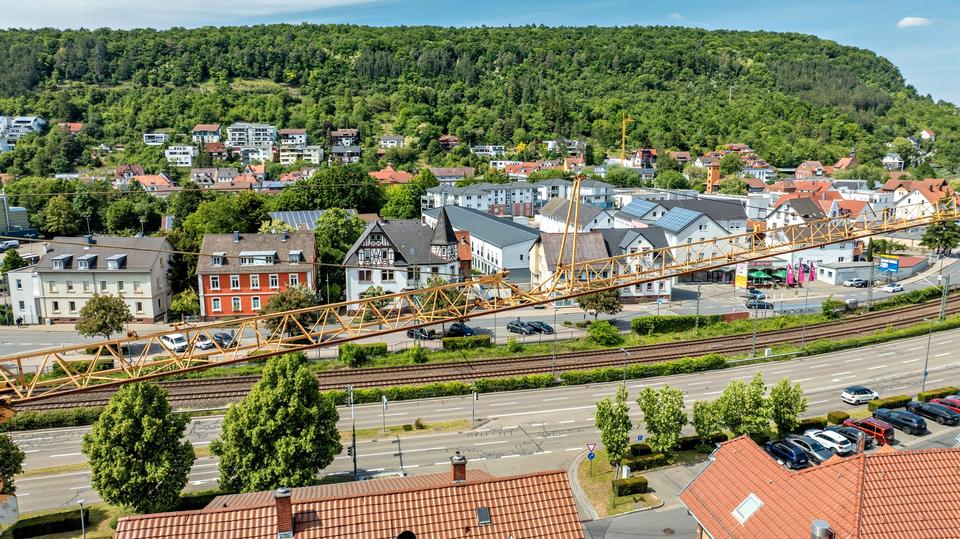 Dachgeschoßwohnung Mosbach - 2 Zimmer, 94 m&sup2;, 1.600&euro; | Angebot:26623096