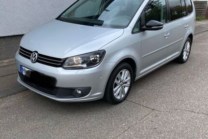 VW Touran 97.600 km 10.600 &euro; Nordheim 74226