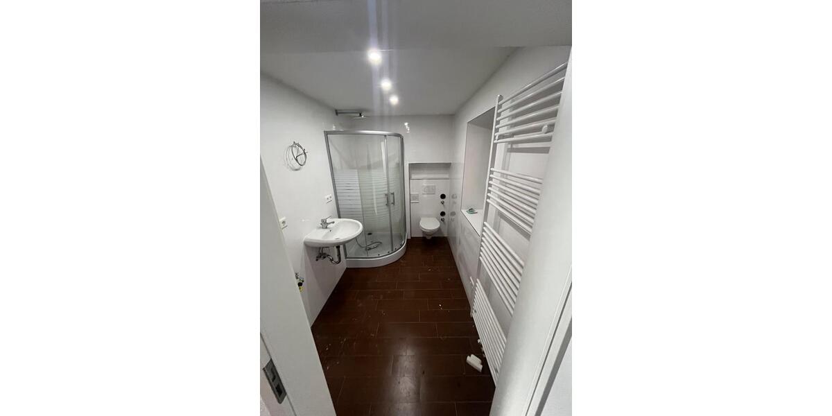 Erdgeschoßwohnung Kirchardt - 2 Zimmer, 65 m&sup2;, 900&euro; | Angebot:25328105