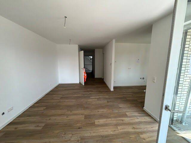 Etagenwohnung Heilbronn Neckargartach - 3 Zimmer, 87 m&sup2;, 1.098&euro; | Angebot:26788144