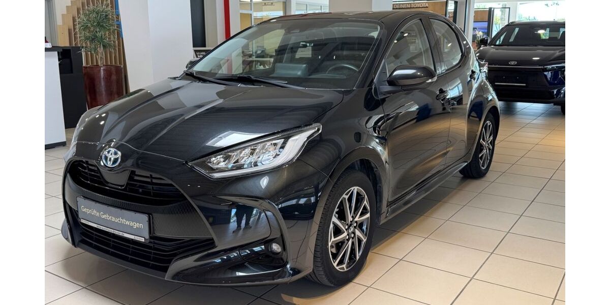 Toyota Yaris 30.265 km 19.900 &euro; Bruchsal 76646