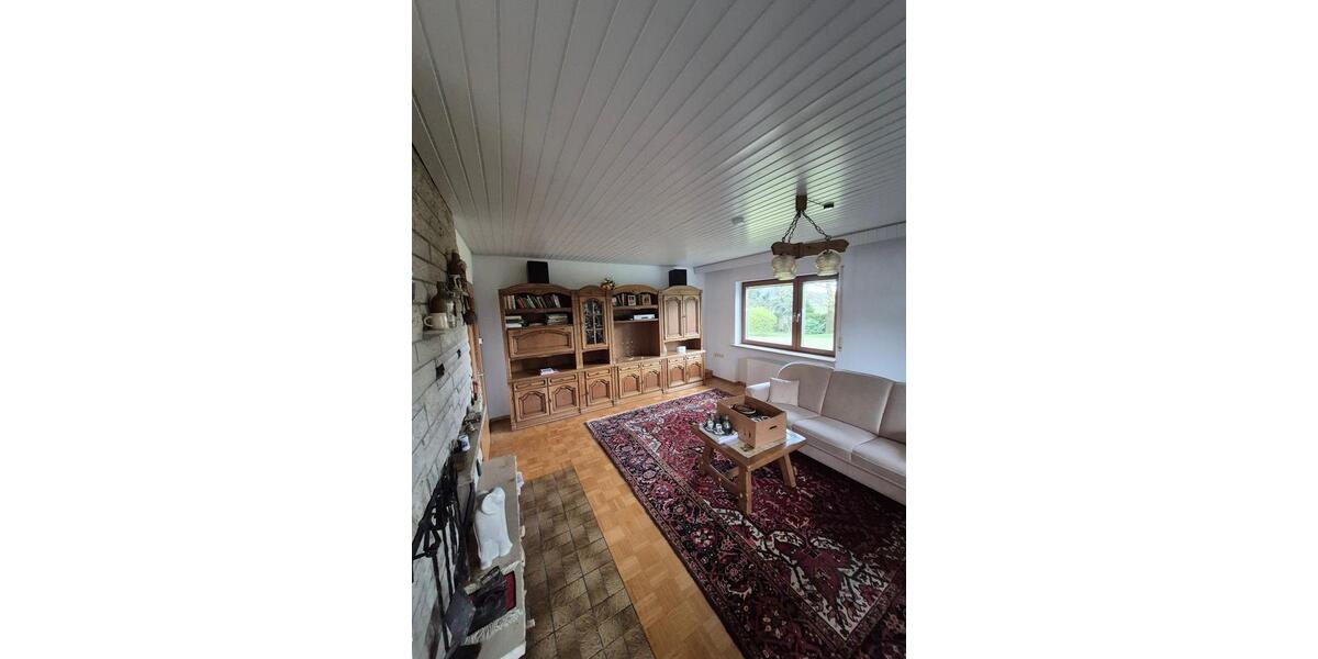 Einfamilienhaus Walzbachtal - 9 Zimmer, 285 m&sup2;, 600.000&euro; | Angebot:26039472