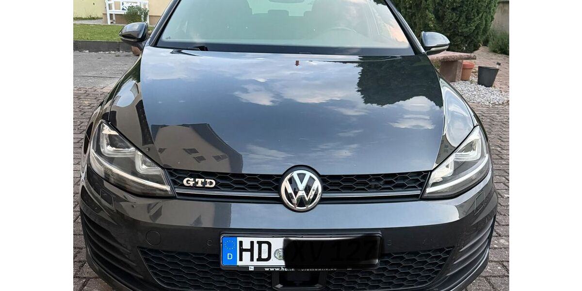 VW Golf 125.000 km 16.950 &euro; Mauer 69256
