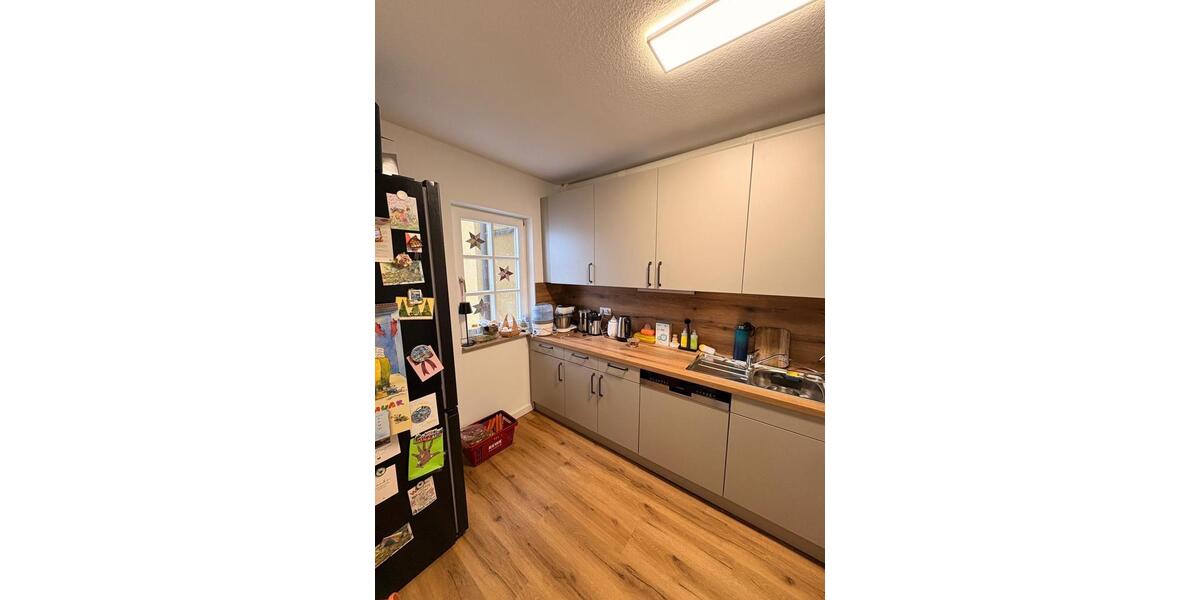 Etagenwohnung Gundelsheim - 3 Zimmer, 102 m&sup2;, 1.330&euro; | Angebot:25143885