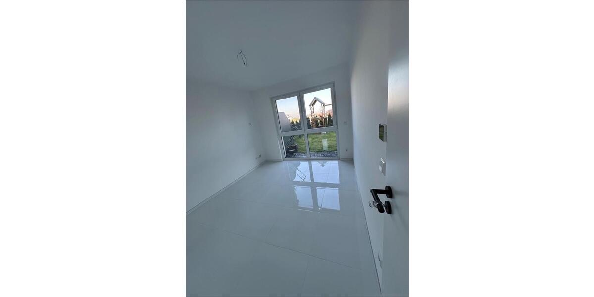 Erdgeschoßwohnung Bönnigheim - 3 Zimmer, 90 m&sup2;, 1.500&euro; | Angebot:25851441