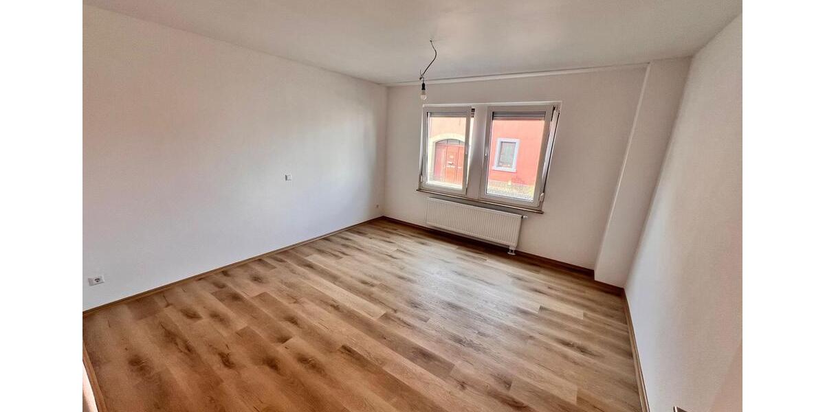 Erdgeschoßwohnung Eppingen - 3 Zimmer, 70 m&sup2;, 970&euro; | Angebot:25414403