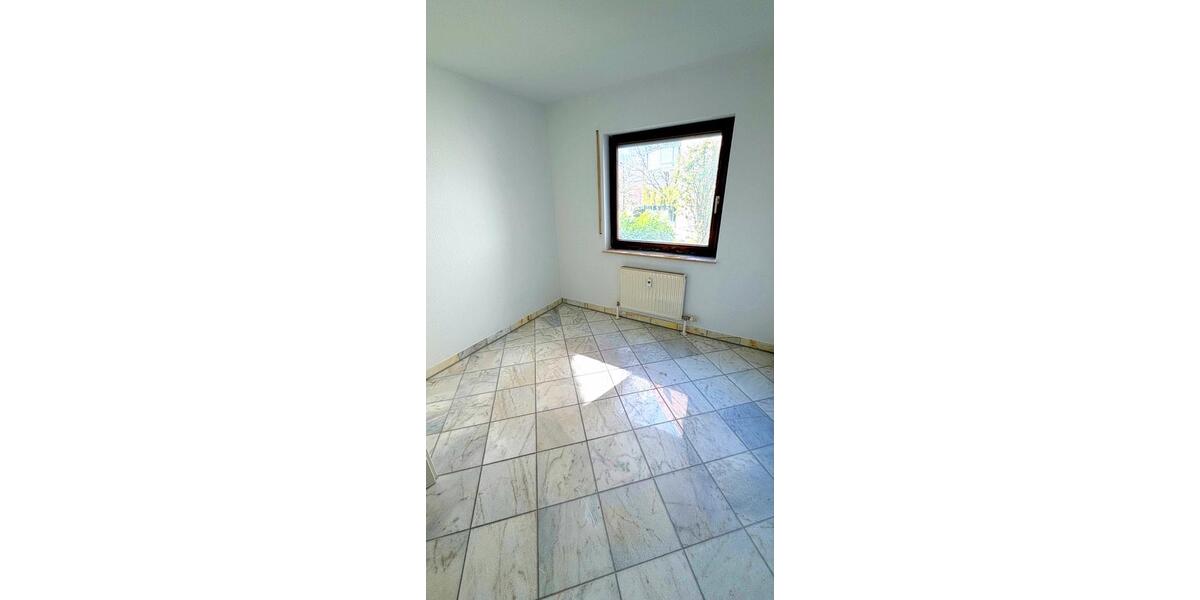 Erdgeschoßwohnung Neckarsulm - 3.5 Zimmer, 62 m&sup2;, 865&euro; | Angebot:25968269