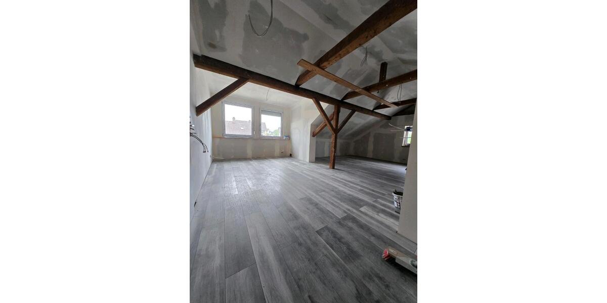 Maisonettenwohnung Kraichtal - 5.5 Zimmer, 135 m&sup2;, 1.200&euro; | Angebot:26317427