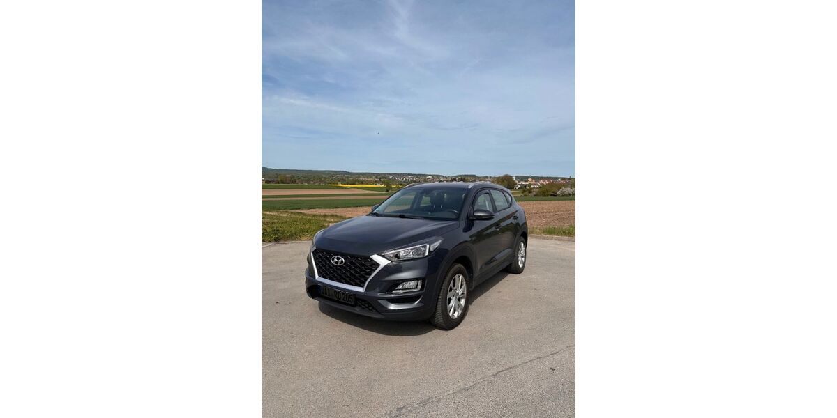 Hyundai TUCSON 55.000 km 18.400 &euro; Sachsenheim 74343
