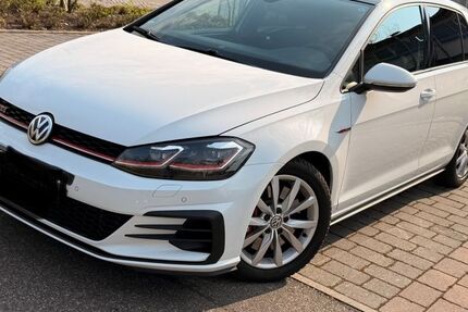 VW Golf 92.500 km 23.200 &euro; Nordheim 74226