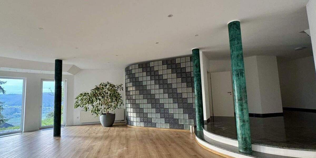 Einfamilienhaus Neckarzimmern - 6 Zimmer, 315 m&sup2;, 2.600&euro; | Angebot:25757028