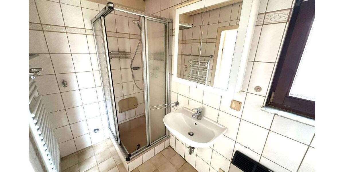 Einfamilienhaus Lobbach / Waldwimmersbach Waldwimmersbach - 9 Zimmer, 200 m&sup2;, 299.000&euro; | Angebot:25693260