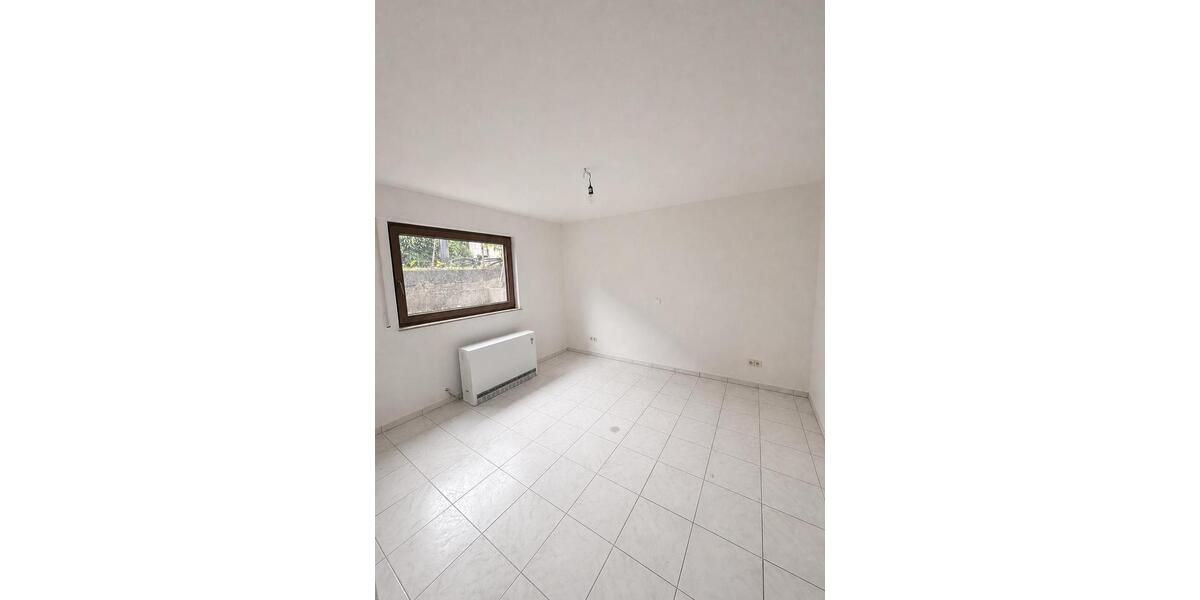 Etagenwohnung Forst - 2 Zimmer, 65 m&sup2;, 850&euro; | Angebot:26593057