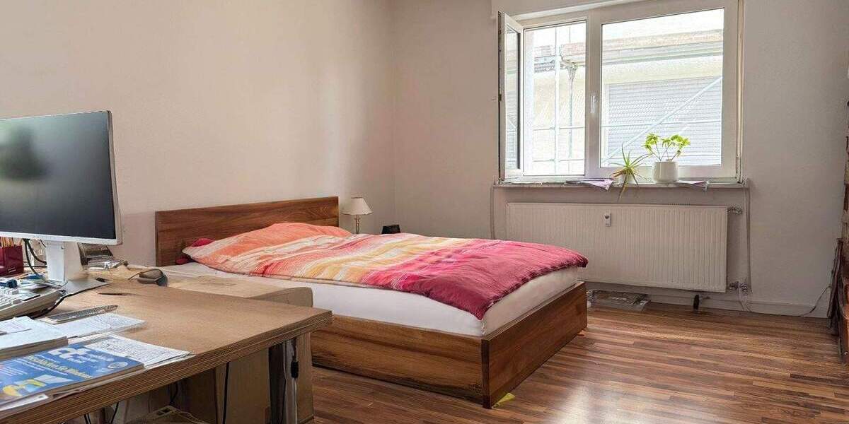 Doppelhaushälfte Bretten - 6 Zimmer, 122 m&sup2;, 450.000&euro; | Angebot:25706286