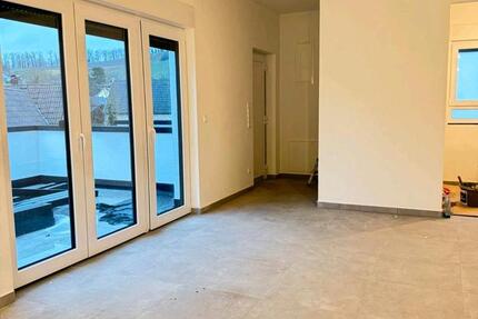 Haus Östringen - 5 Zimmer, 145 m&sup2;, 1.600&euro; | Angebot:25282563