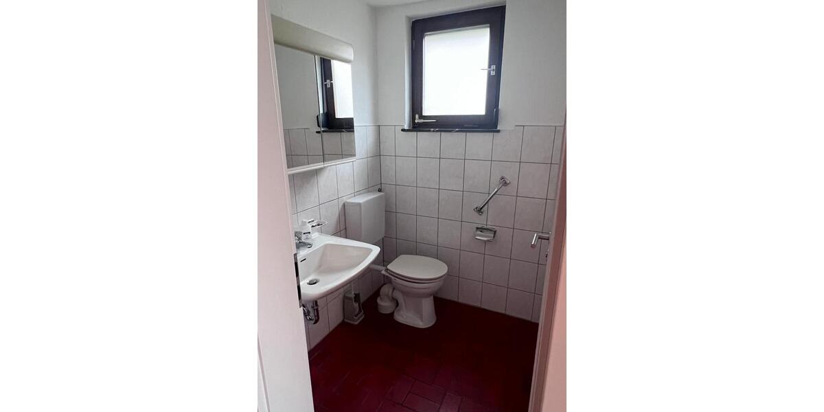 Erdgeschoßwohnung Bad Friedrichshall - 2 Zimmer, 90 m&sup2;, 1.100&euro; | Angebot:25056476