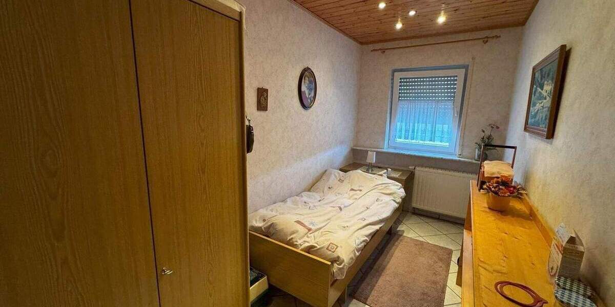 Einfamilienhaus Gundelsheim Tiefenbach - 5 Zimmer, 120 m&sup2;, 450.000&euro; | Angebot:25730261