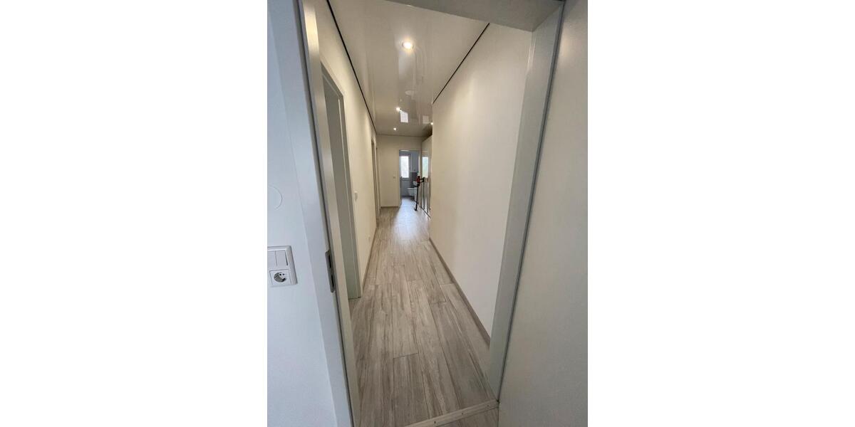 Etagenwohnung Wiesloch - 3 Zimmer, 64 m&sup2;, 320.000&euro; | Angebot:26032043