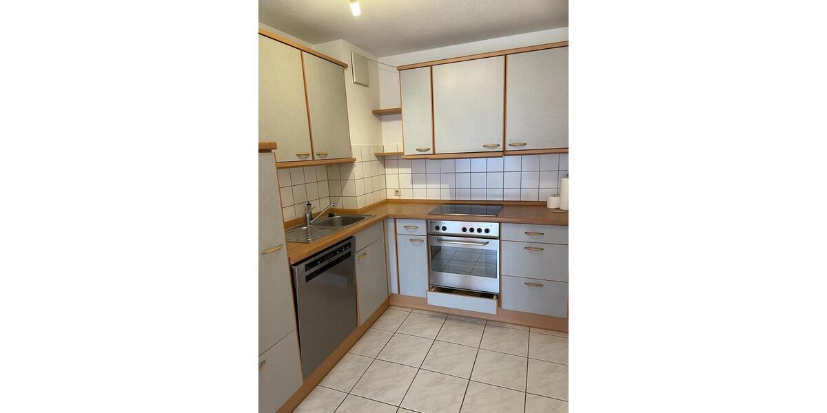 Etagenwohnung Sachsenheim - 2.5 Zimmer, 64 m&sup2;, 255.000&euro; | Angebot:24786865