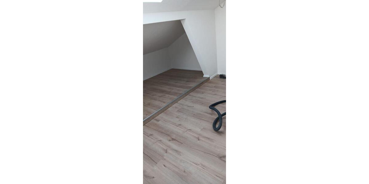 Dachgeschoßwohnung Bietigheim-Bissingen Bissingen - 3 Zimmer, 70 m&sup2;, 1.220&euro; | Angebot:25960825