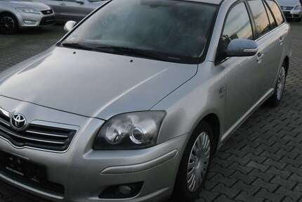 Toyota Avensis 182.000 km 2.799 &euro; Bruchsal 76646
