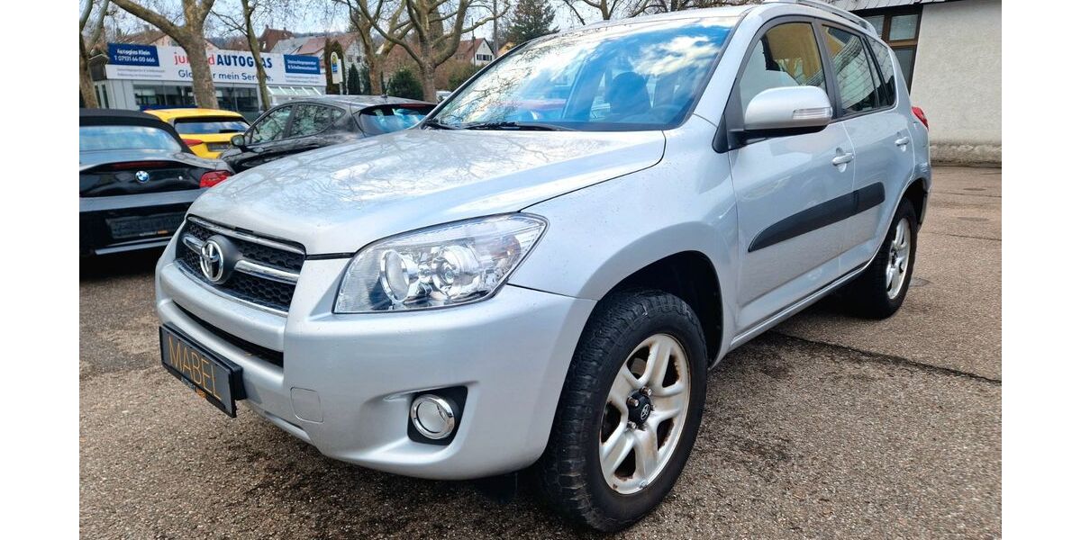 Toyota RAV 4 177.700 km 6.770 &euro; Heilbronn 74074