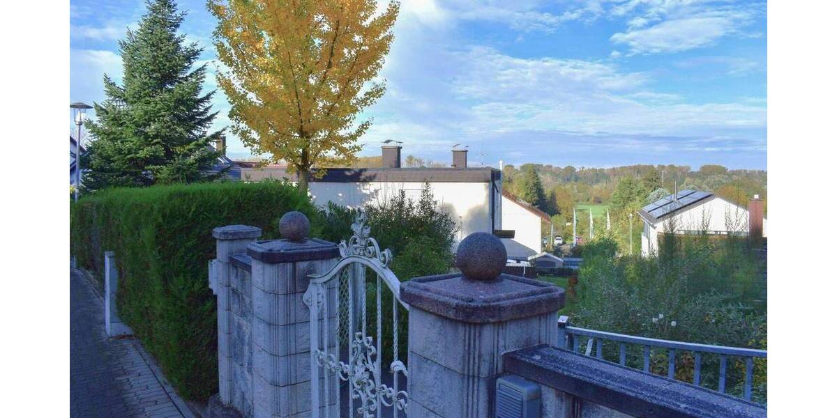 Doppelhaushälfte Bruchsal Untergrombach - 6 Zimmer, 233 m&sup2;, 498.000&euro; | Angebot:26016570