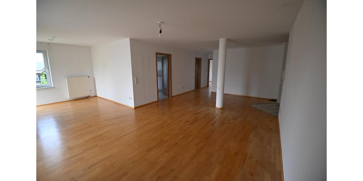 Etagenwohnung Walzbachtal - 3.5 Zimmer, 105 m&sup2;, 1.260&euro; | Angebot:26578985