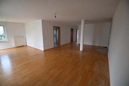 Wohnung Walzbachtal - 3.5 Zimmer, 105 m&sup2;, 1.260&euro; | Angebot:26578985