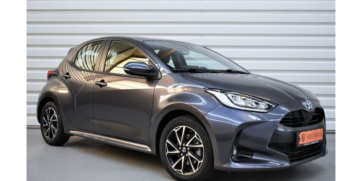 Toyota Yaris 25.000 km 18.990 &euro; Forst 76694