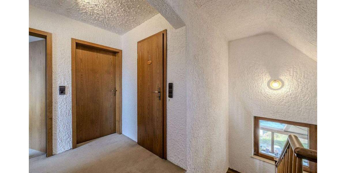 Einfamilienhaus Besigheim - 5 Zimmer, 122 m&sup2;, 469.000&euro; | Angebot:25899230