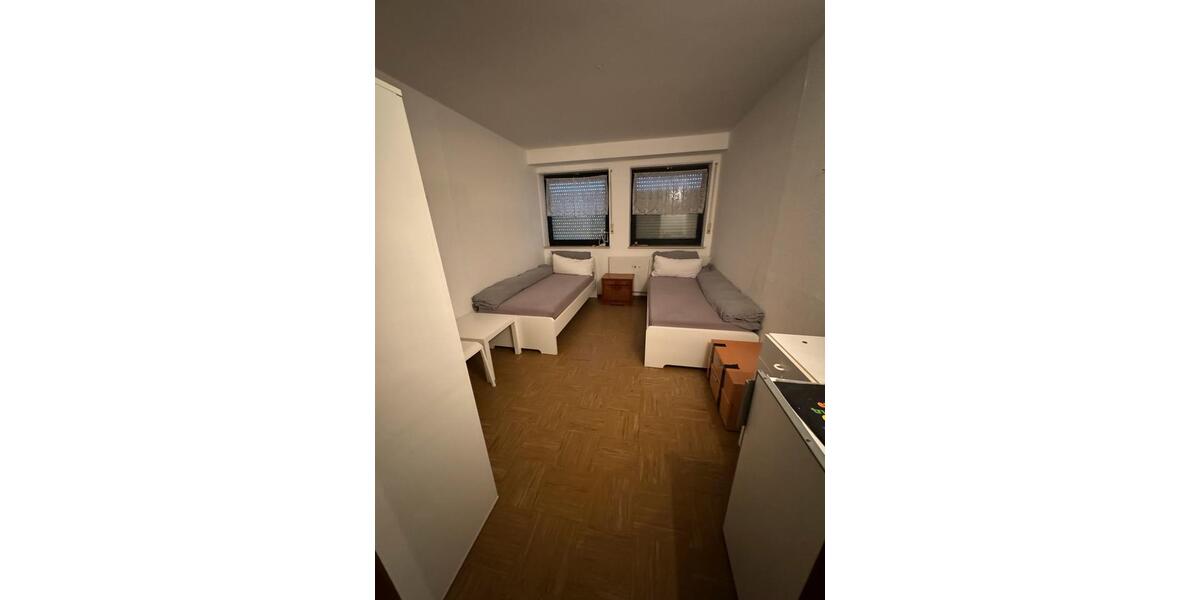 Etagenwohnung Heilbronn - 10 Zimmer, 250 m&sup2;, 3.000&euro; | Angebot:25325027