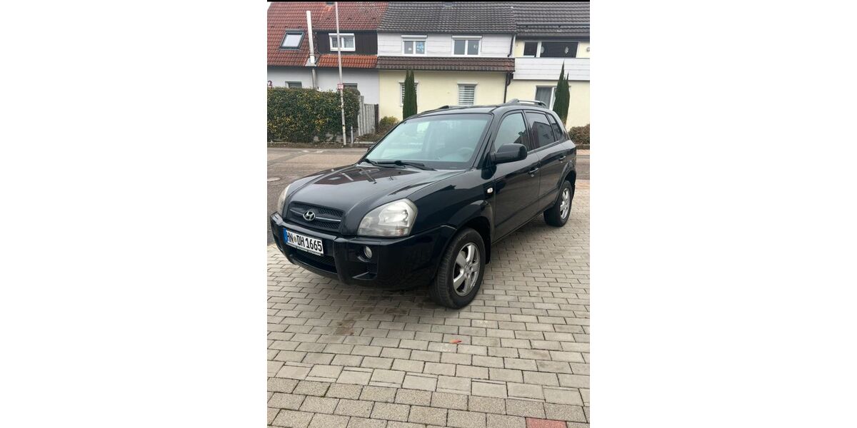 Hyundai TUCSON 164.000 km 3.650 &euro; Bad Wimpfen 74206