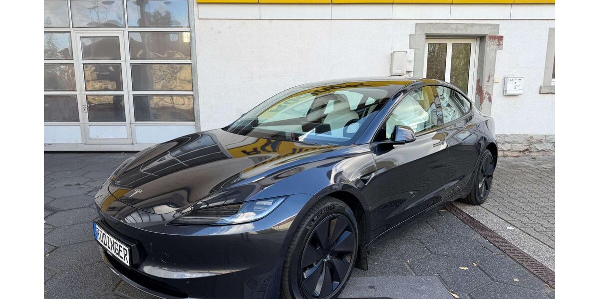 Tesla Model 3 50.000 km 40.979 &euro; Aglasterhausen 74858