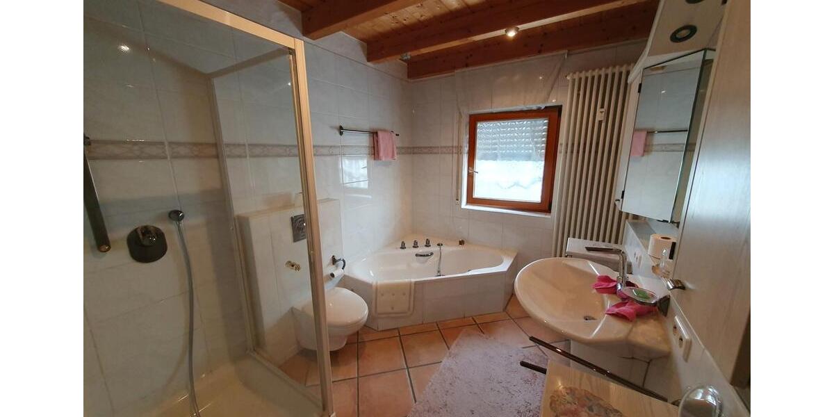 Dachgeschoßwohnung Nordheim - 3.5 Zimmer, 102 m&sup2;, 370.000&euro; | Angebot:25948580