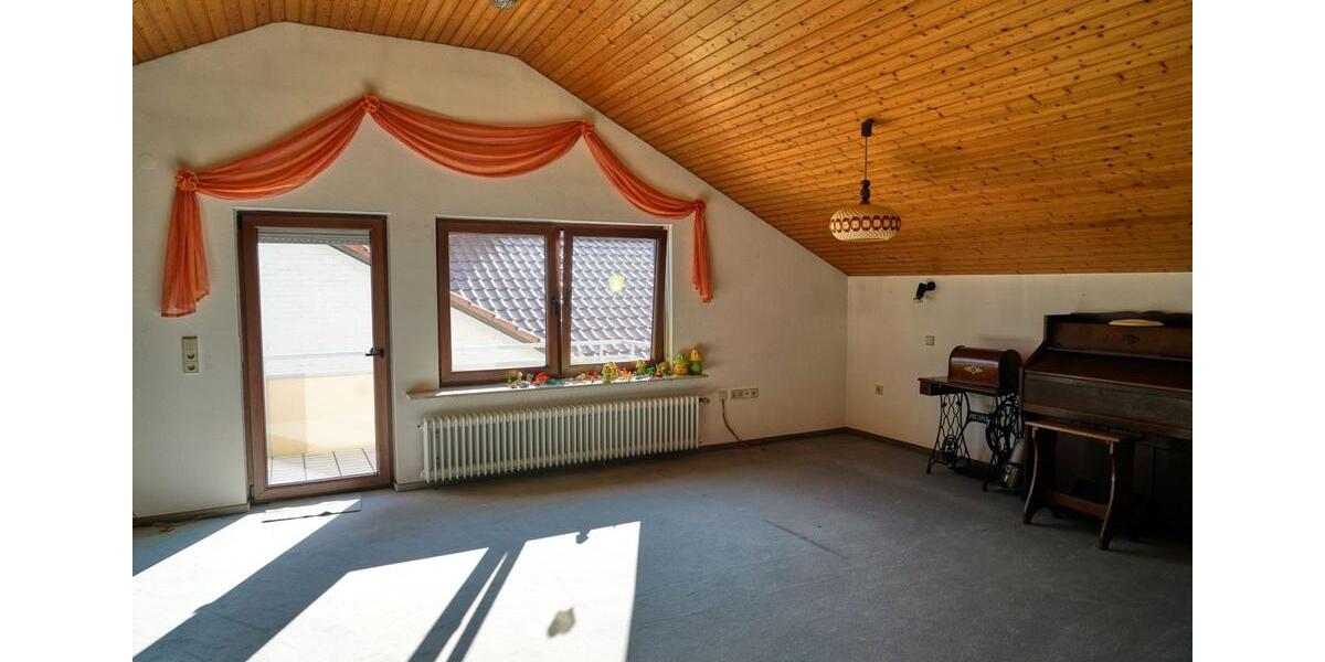 Einfamilienhaus Mühlacker - 8.5 Zimmer, 199 m&sup2;, 595.000&euro; | Angebot:25138772