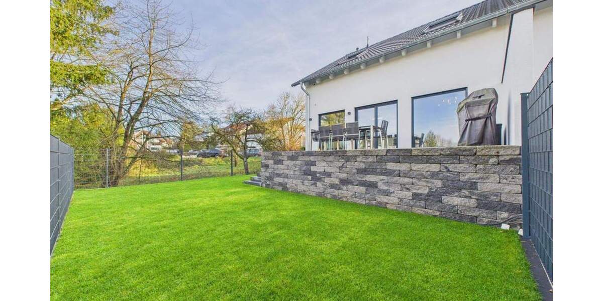 Doppelhaushälfte Abstatt - 6 Zimmer, 131 m&sup2;, 999.000&euro; | Angebot:25906103