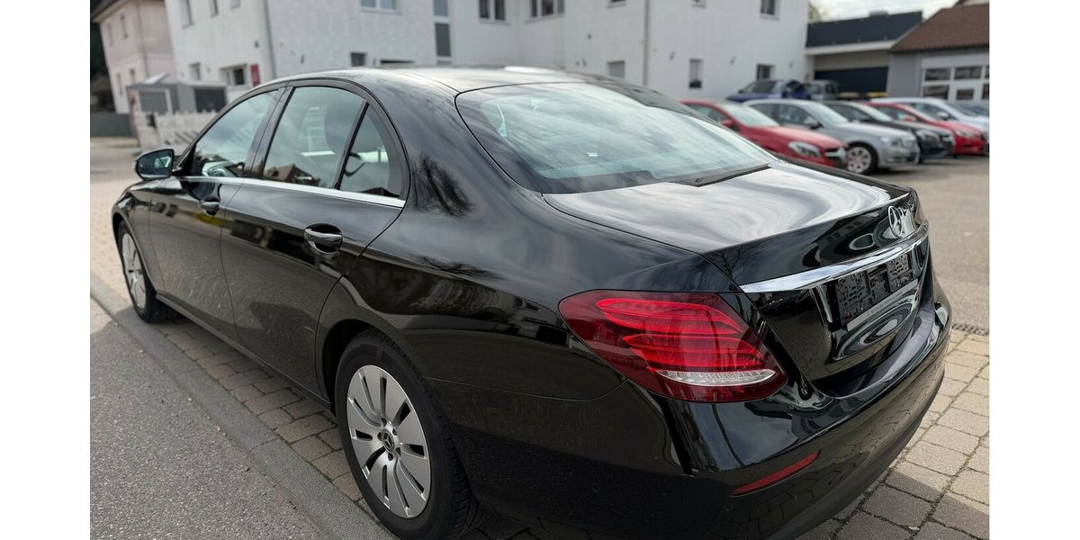 Mercedes-Benz E 200 Limousine 9G-Tronic Navi Leder 245.000 km 19.490 &euro; Neckarsulm 74172
