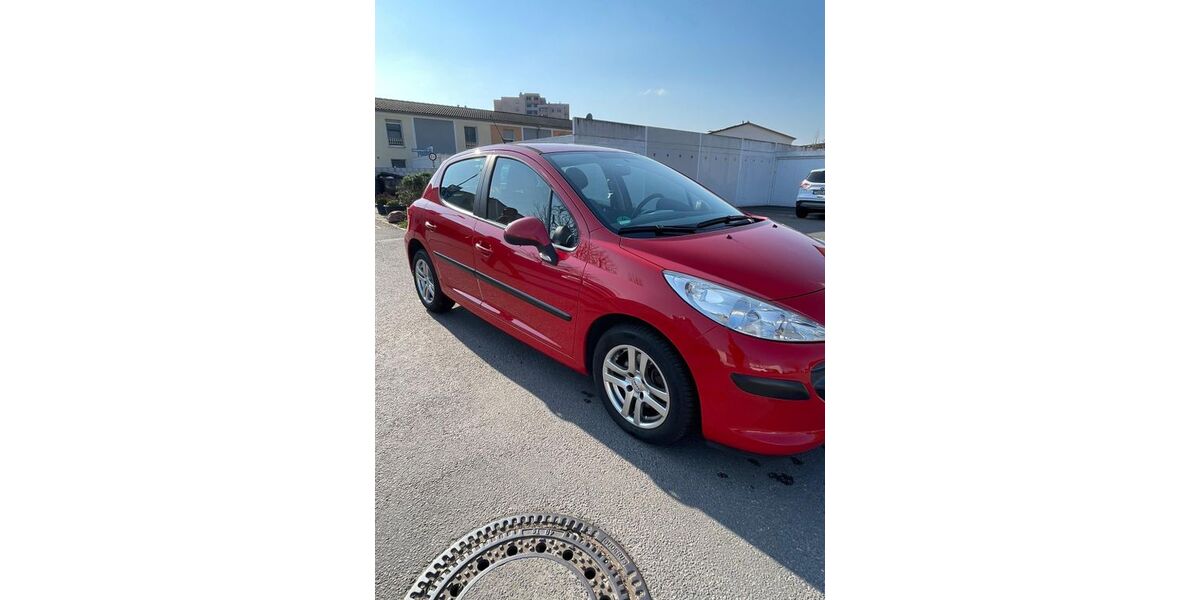 Peugeot 207 109.800 km 3.100 &euro; Leimen 69181