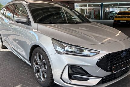 Ford Focus 17.990 km 21.990 &euro; Bretten 75015