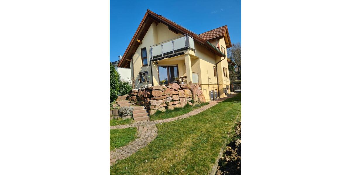 Mehrfamilienhaus, Wohnhaus Zuzenhausen - 11 Zimmer, 155 m&sup2;, 799.000&euro; | Angebot:25648109