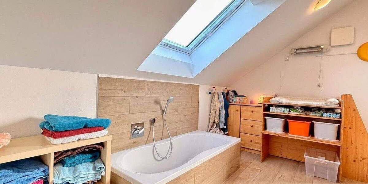 Einfamilienhaus Bad Rappenau Obergimpern - 7 Zimmer, 190 m&sup2;, 820.000&euro; | Angebot:25749952