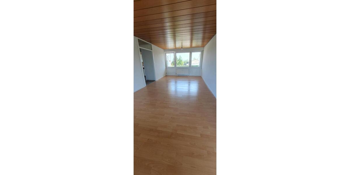 Etagenwohnung Mosbach - 3 Zimmer, 78 m&sup2;, 900&euro; | Angebot:19069937